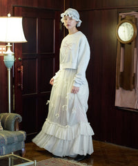 【Lam Balm】CONVENIENCE YOUNG Collaboration　クロップドスウェット