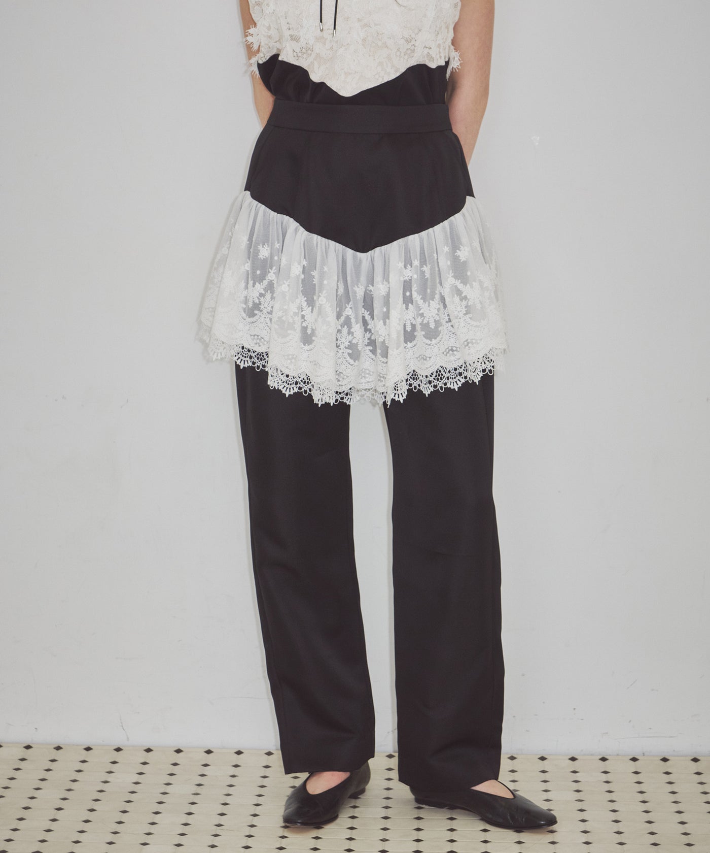 J1U by LA BELLE ETUDE】クラシカルレースドッキングパンツ – LA BELLE