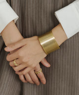 【room153】ドットラインバングル