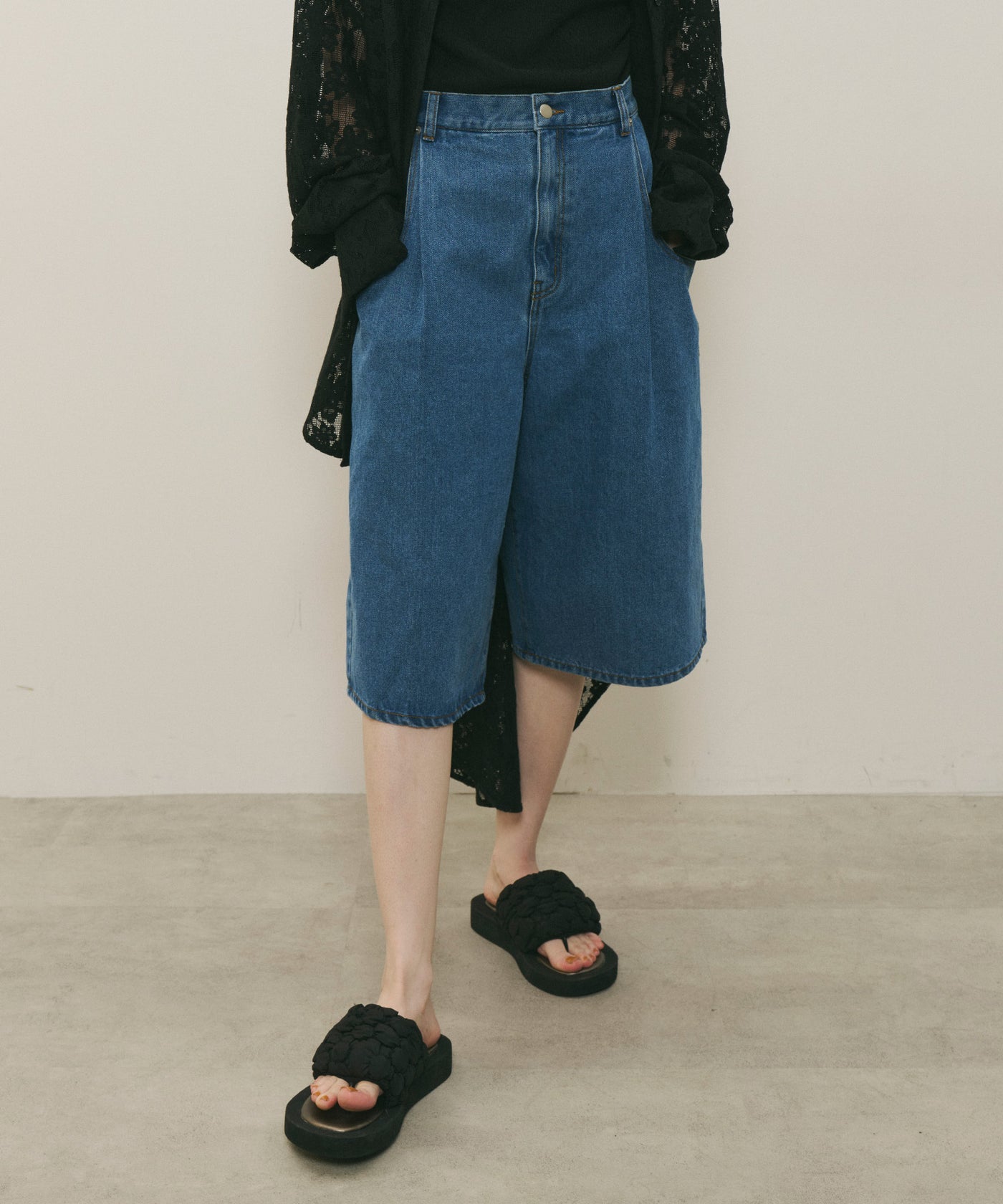 H BEAUTY&YOUTH デニムタックハーフパンツ セール】＜H＞13oz デニムタックハーフパンツ（デニムパンツ