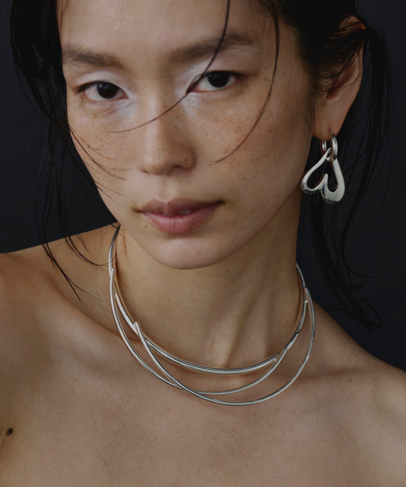 loni】Heart Asymmetry Earing/ハートアシンメトリーフープ