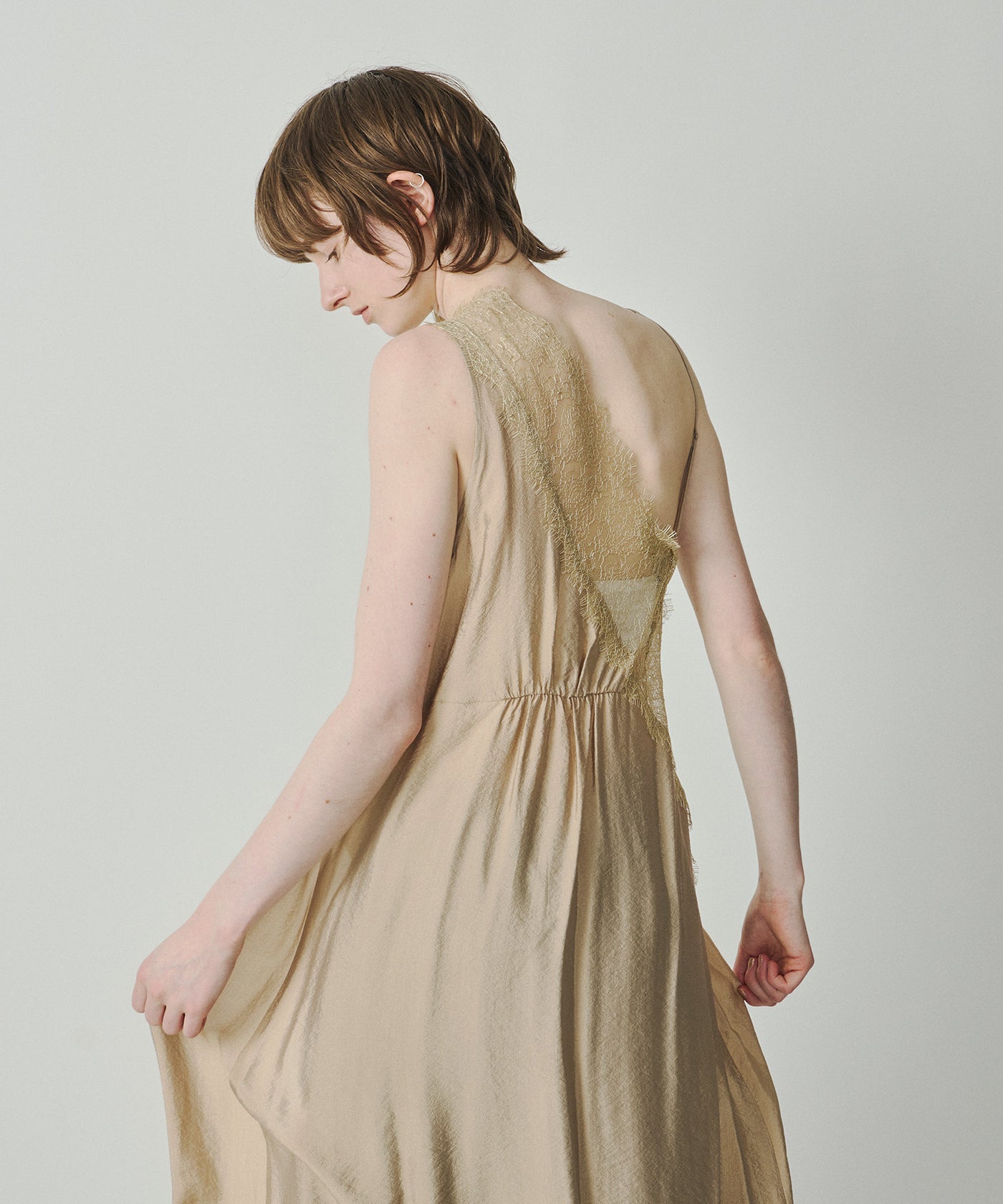 ロングZIPスリットアシンメトリーレースワンピース – LA BELLE