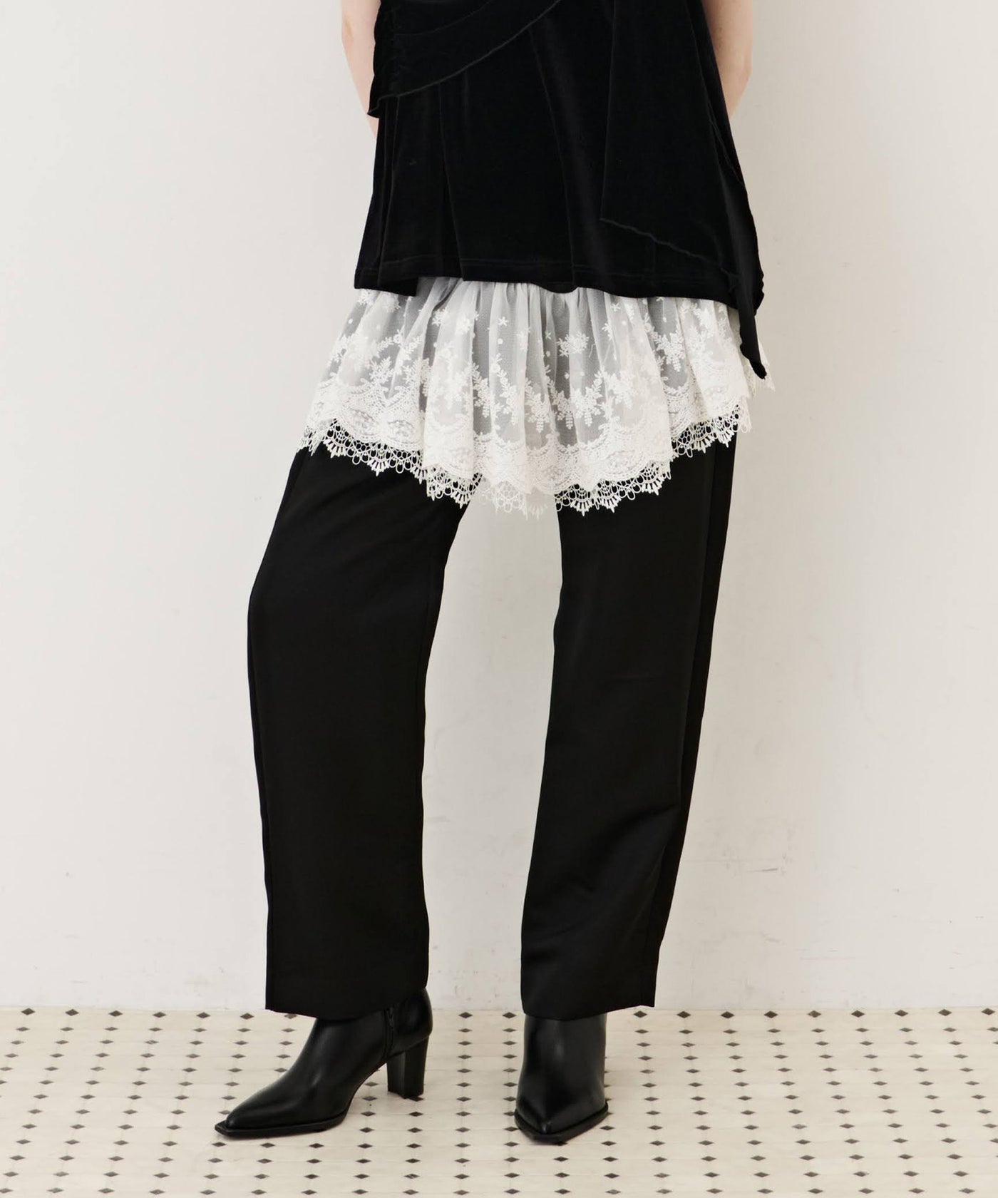J1U by LA BELLE ETUDE】クラシカルレースドッキングパンツ – LA BELLE