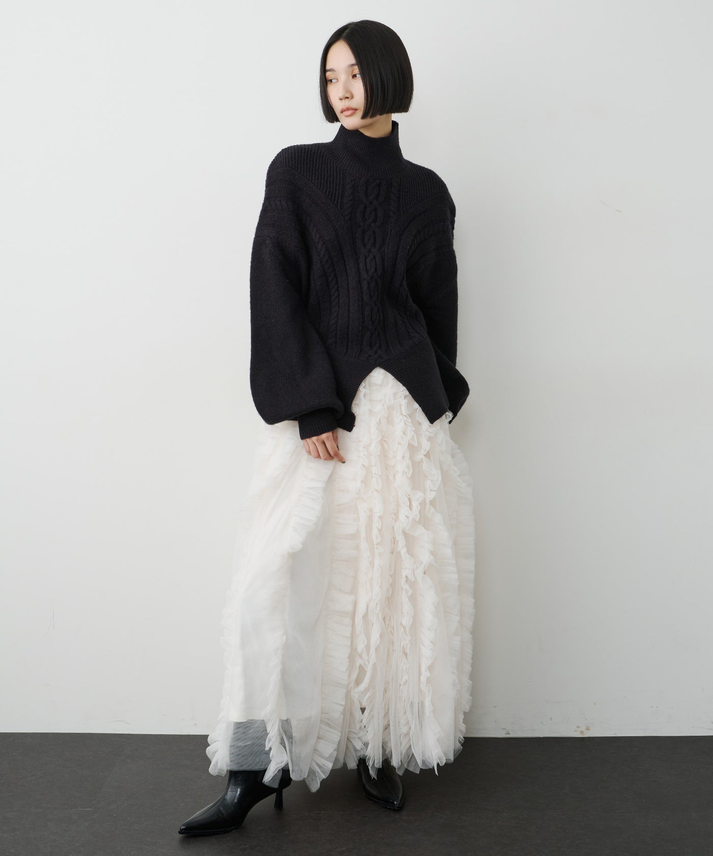 予約】ボリュームチュールタックフリルIラインスカート – LA