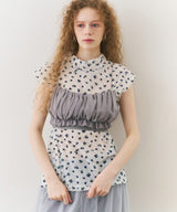 【J1U by LA BELLE ETUDE】フラワーチュールワイドハイネックTOPS