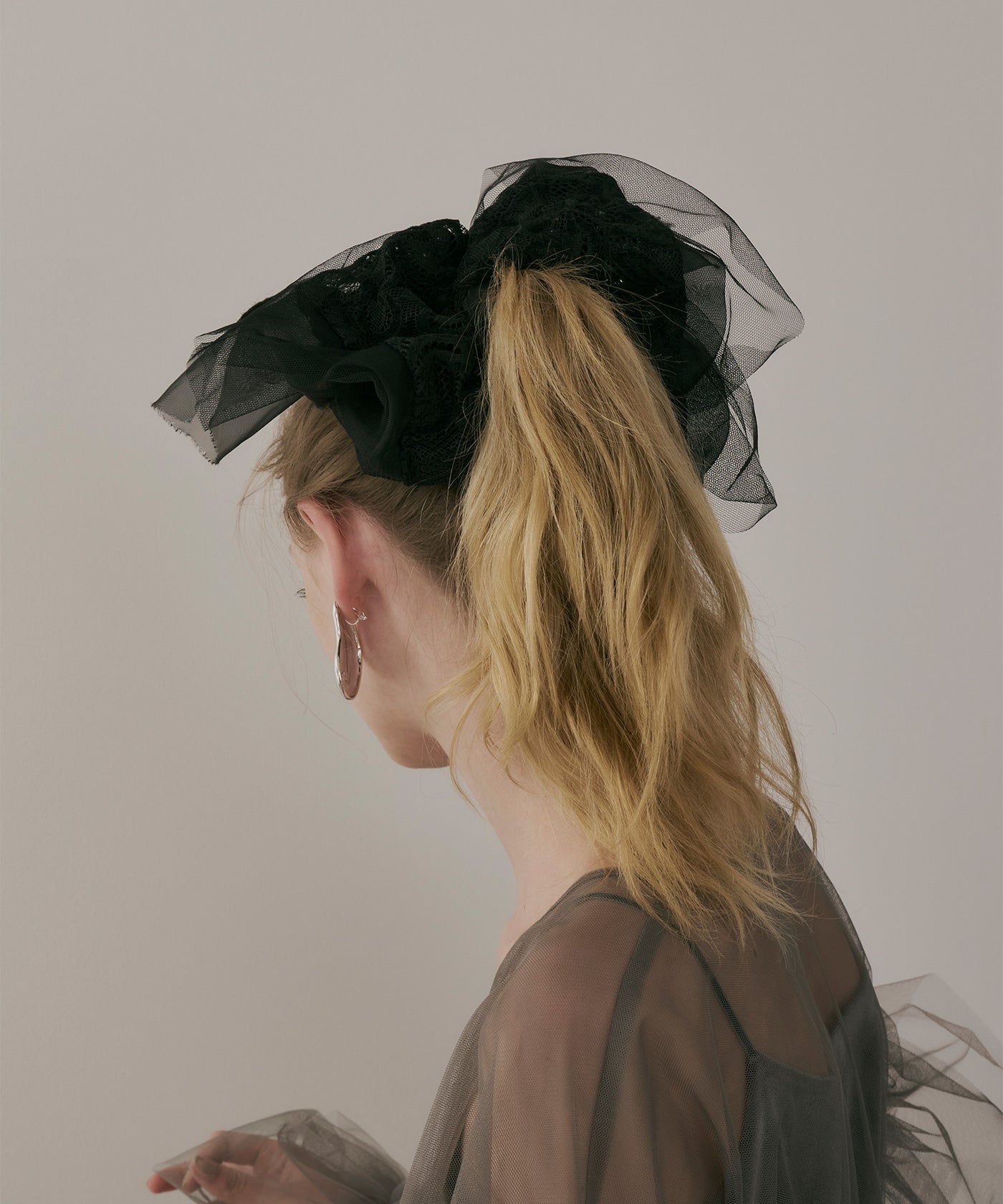 一部カラー予約】レース×オーガンジーチュールvery BIGシュシュ 