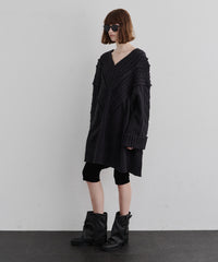 【予約開始待ち】ケーブルフレアロングニット