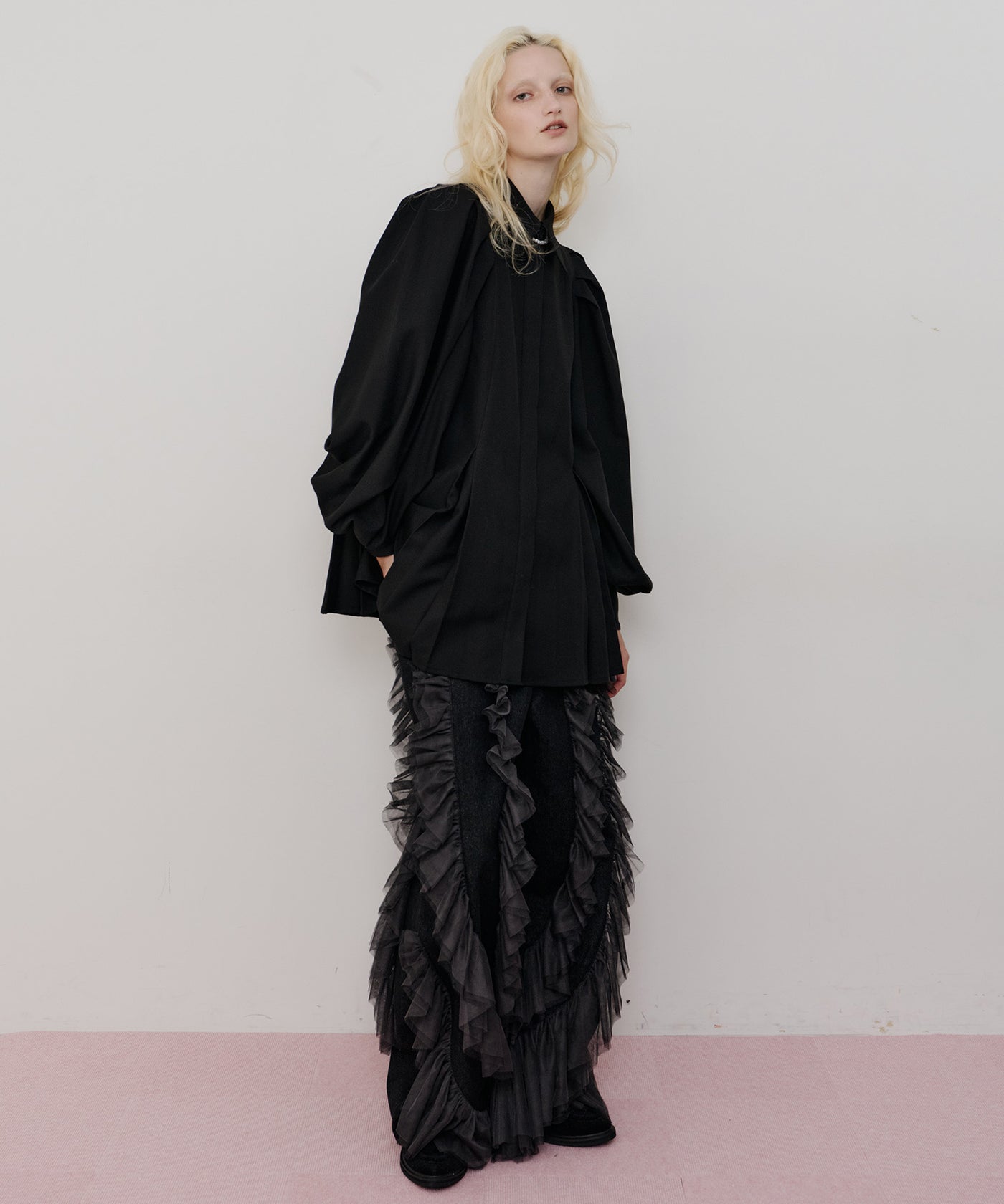 再入荷】デニム×ギャザーチュールパンツ – LA BELLE ETUDE online store