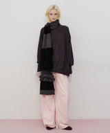 アシンメトリースリットニット