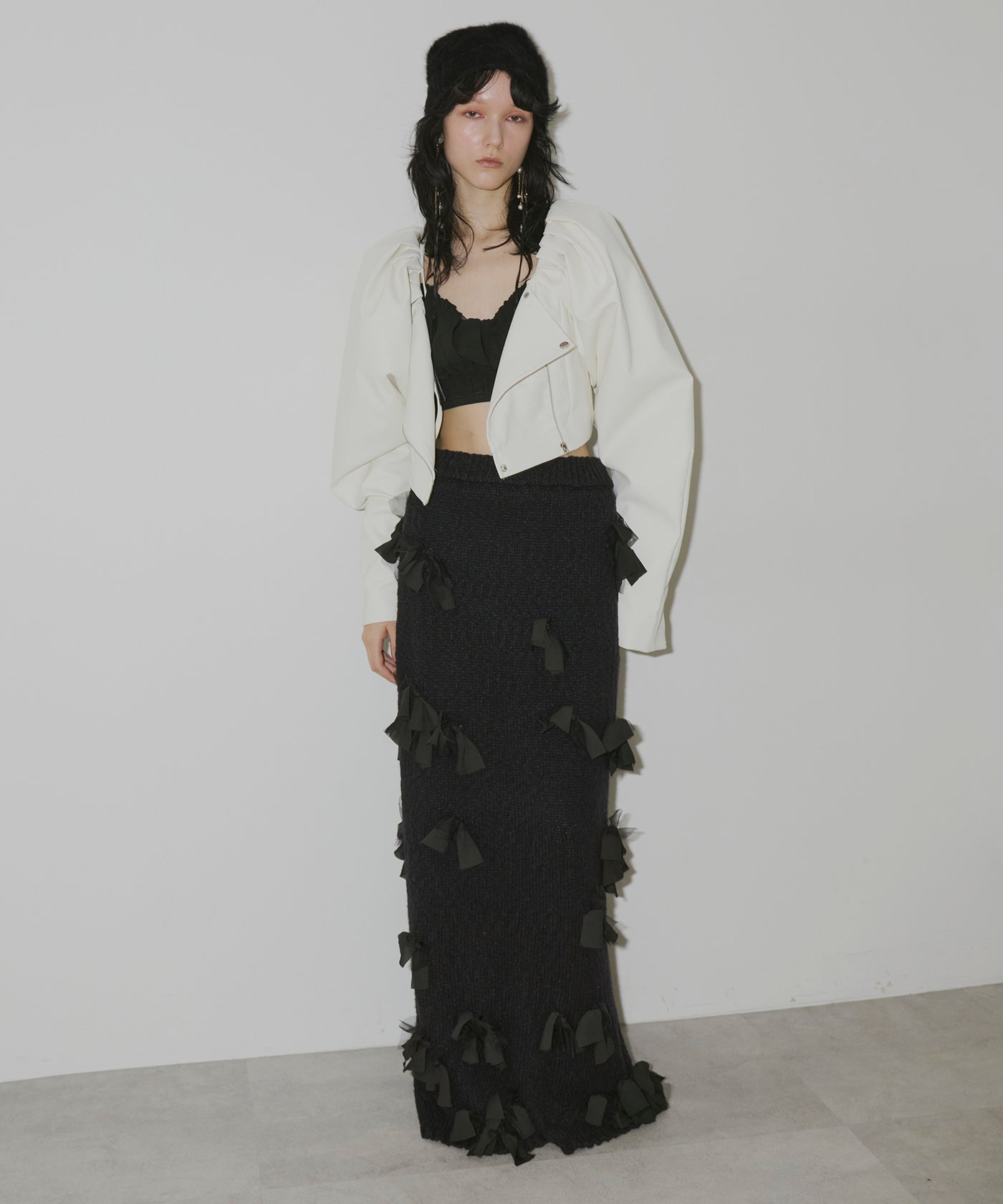 J1U by LA BELLE ETUDE】メニーリボンニットIラインスカート – LA