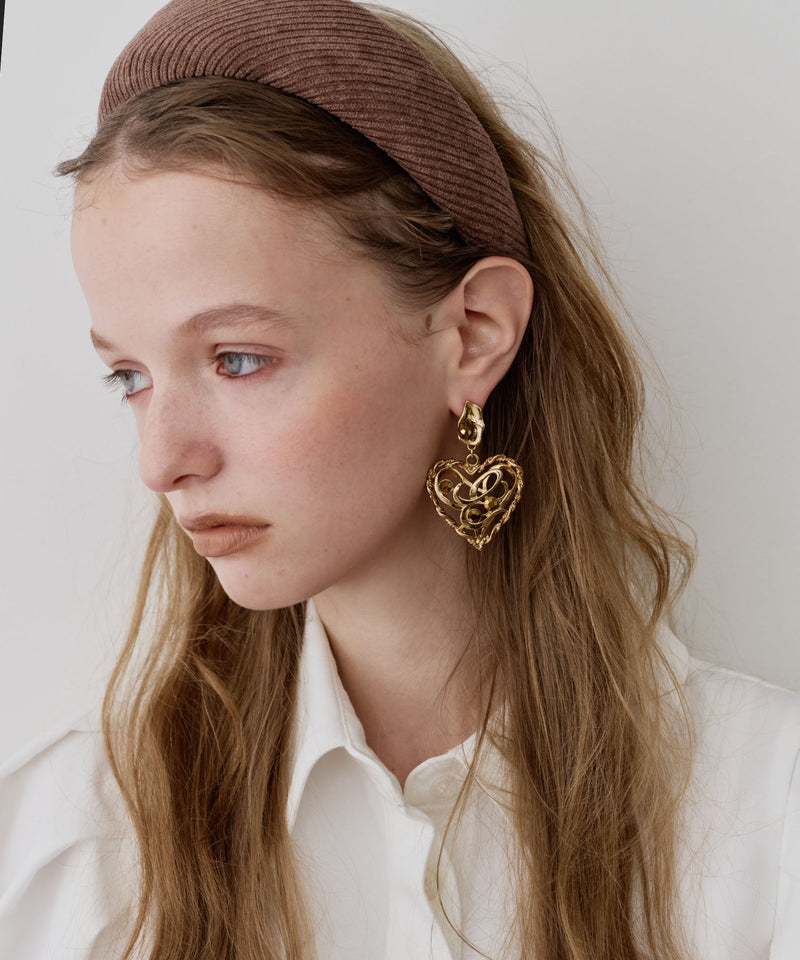 Vintage調オリジナルハートモチーフイヤリング