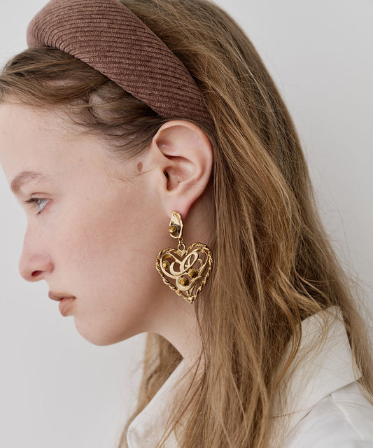 Vintage調オリジナルハートモチーフイヤリング