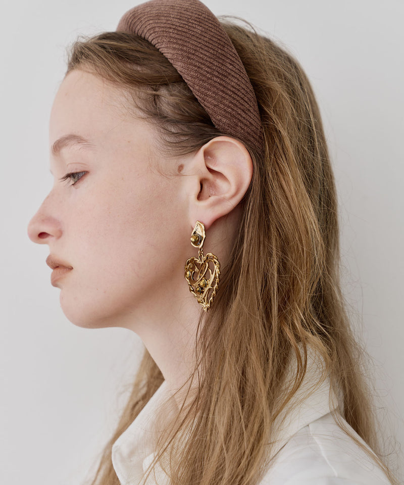 Vintage調オリジナルハートモチーフイヤリング