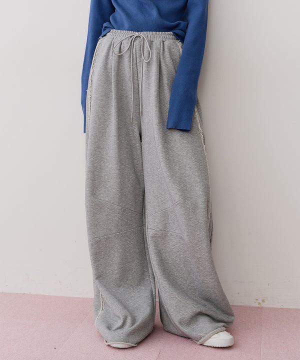 ボリュームカーブスウェットパンツ