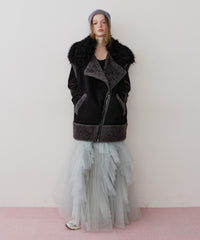 【J1U by LA BELLE ETUDE】BIGボリュームムートンベスト