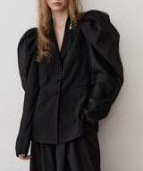 【J1U by LA BELLE ETUDE】パワーパフショルダージャケット