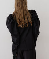 【J1U by LA BELLE ETUDE】パワーパフショルダージャケット