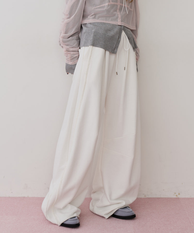 ボリュームカーブスウェットパンツ