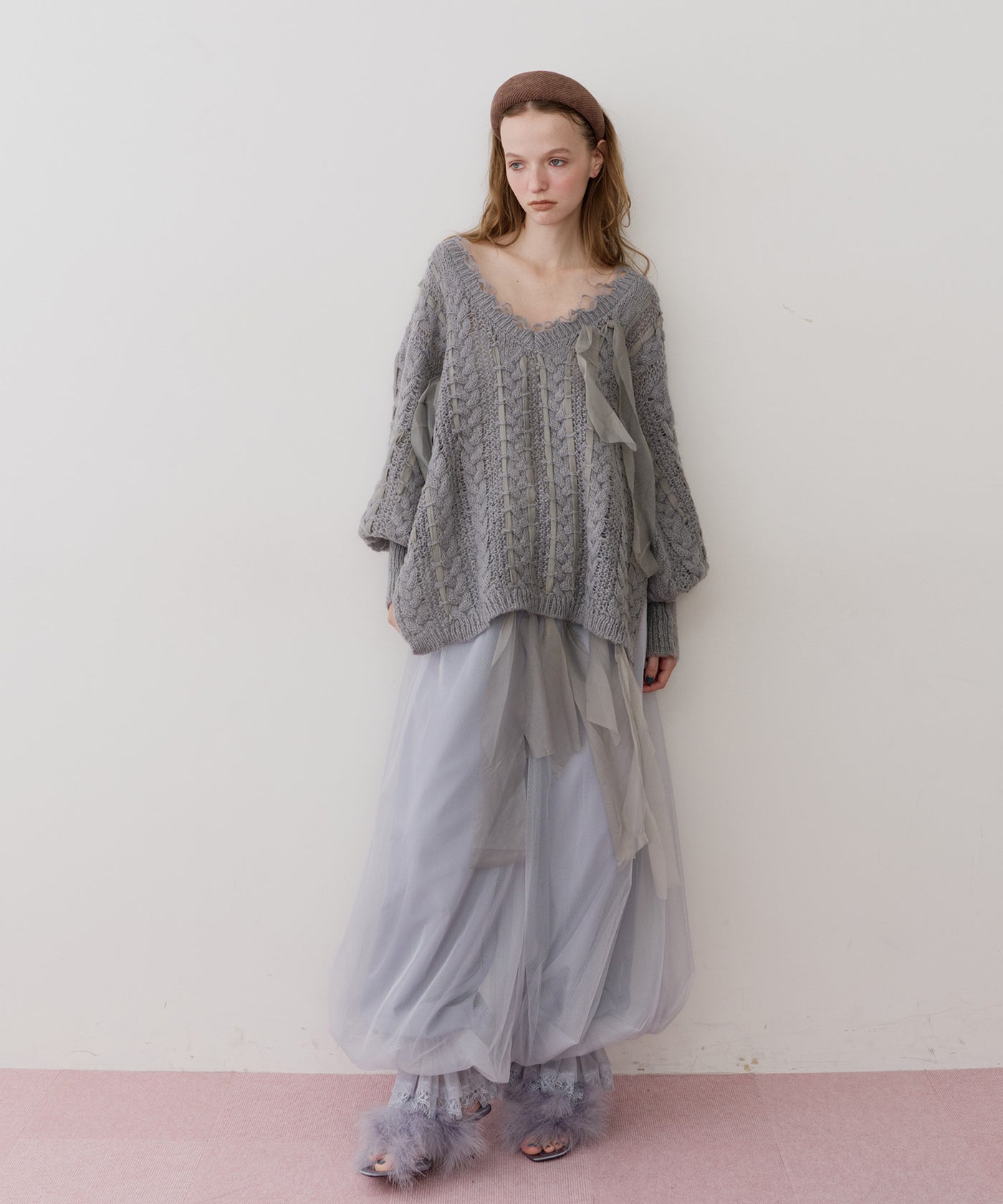 la belle Etude BACKリボンペプラムバルーンTOPS ブルー LA BELLE ETUDE（ラベルエチュード）の「BACKリボンペプラム