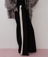 アシメサイドラインデザインパンツ