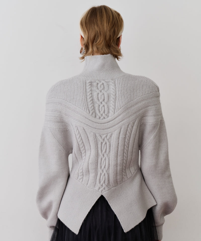 【TEN by LA BELLE ETUDE】ケーブル柄ペプラムニット