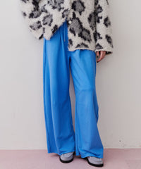 ボリュームカーブスウェットパンツ