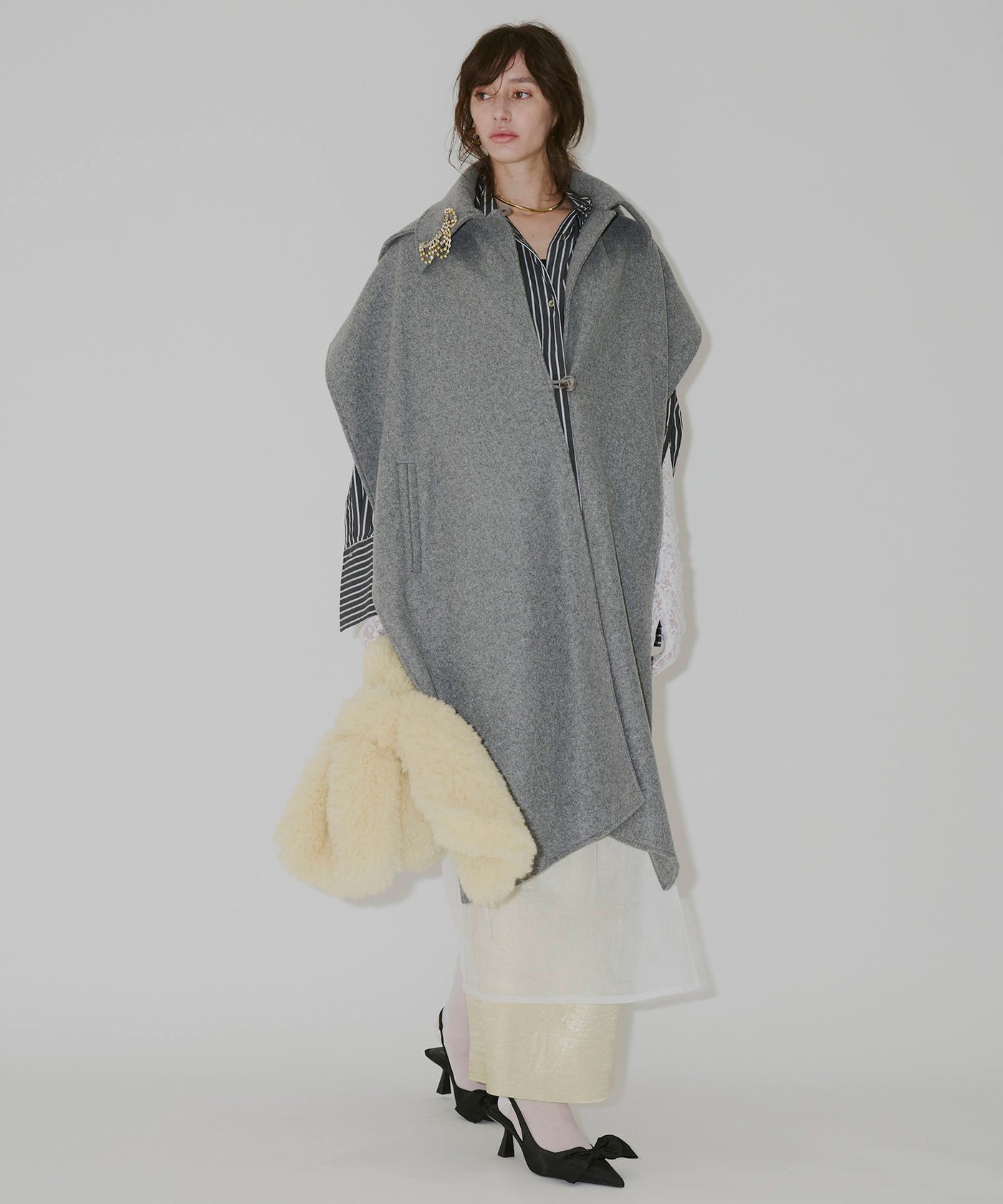 極美品　エトロ　ポンチョ　フード　ペイズリー　フード　ケープ　コート 極美品 エトロ ポンチョ フード ペイズリー フード ケープ