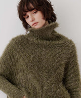 MIXフェザーヤーンボリュームタートルニット