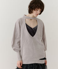 ねじりチョーカー深V裾デザインニット