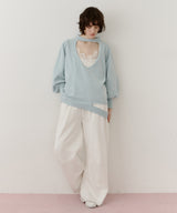 ねじりチョーカー深V裾デザインニット