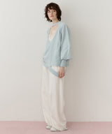 ねじりチョーカー深V裾デザインニット