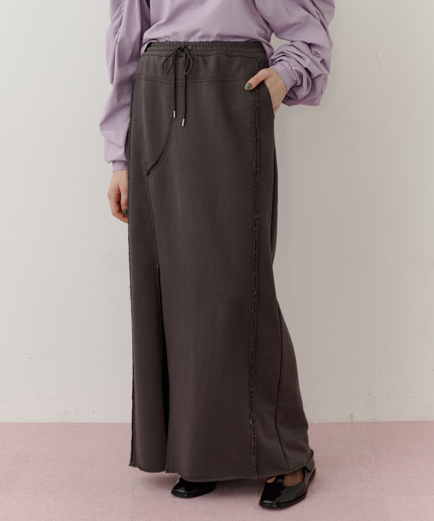 再入荷】深スリットスウェットIラインスカート – LA BELLE ETUDE