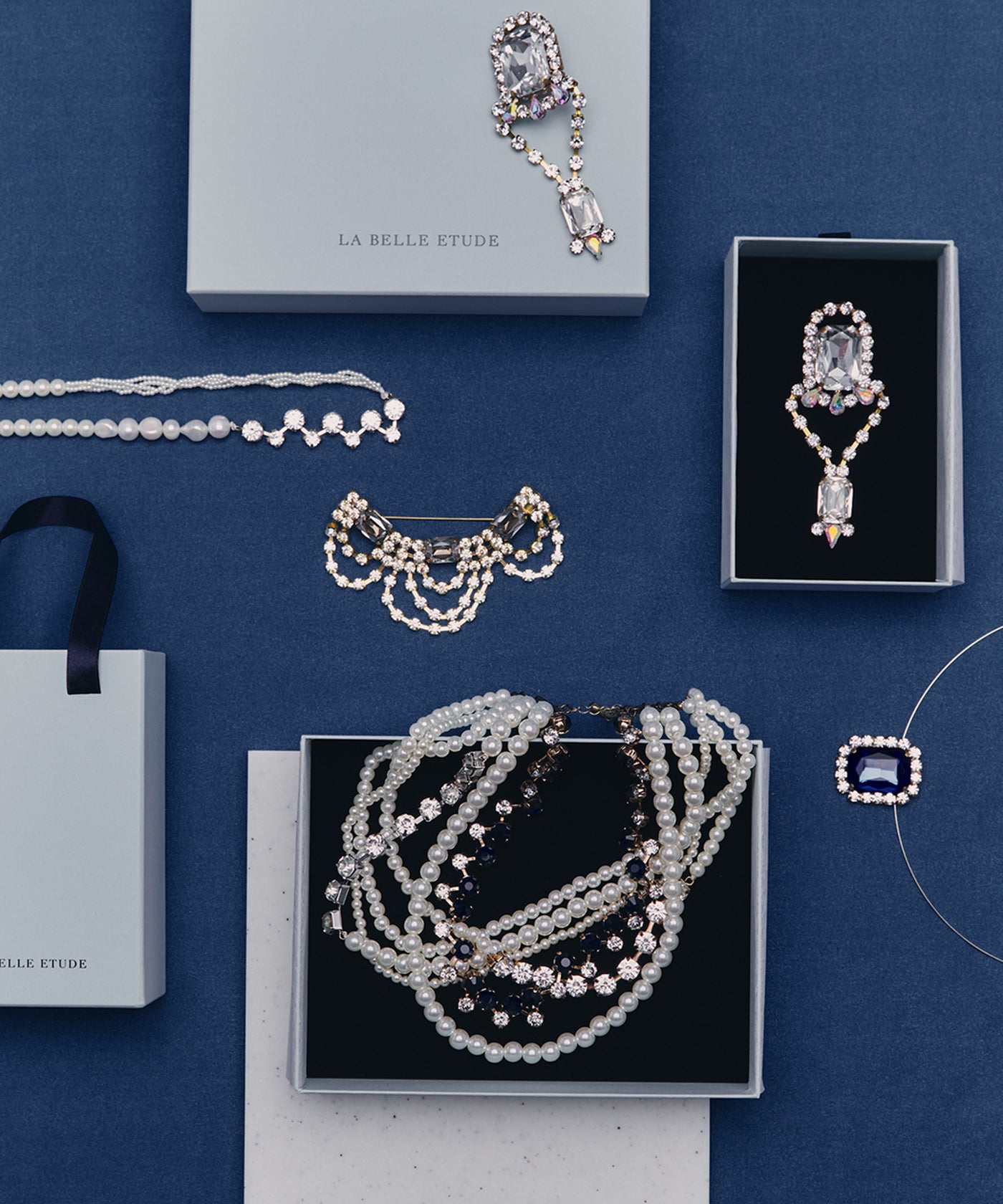 ビジュー×パール6連ネックレス – LA BELLE ETUDE online store ビジュー×パール6連ネックレス – LA BELLE ETUDE online store