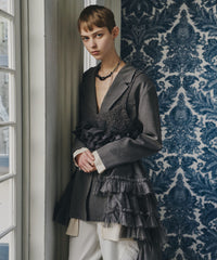 【予約開始待ち】アシンメトリーチュールドッキングテーラードJK