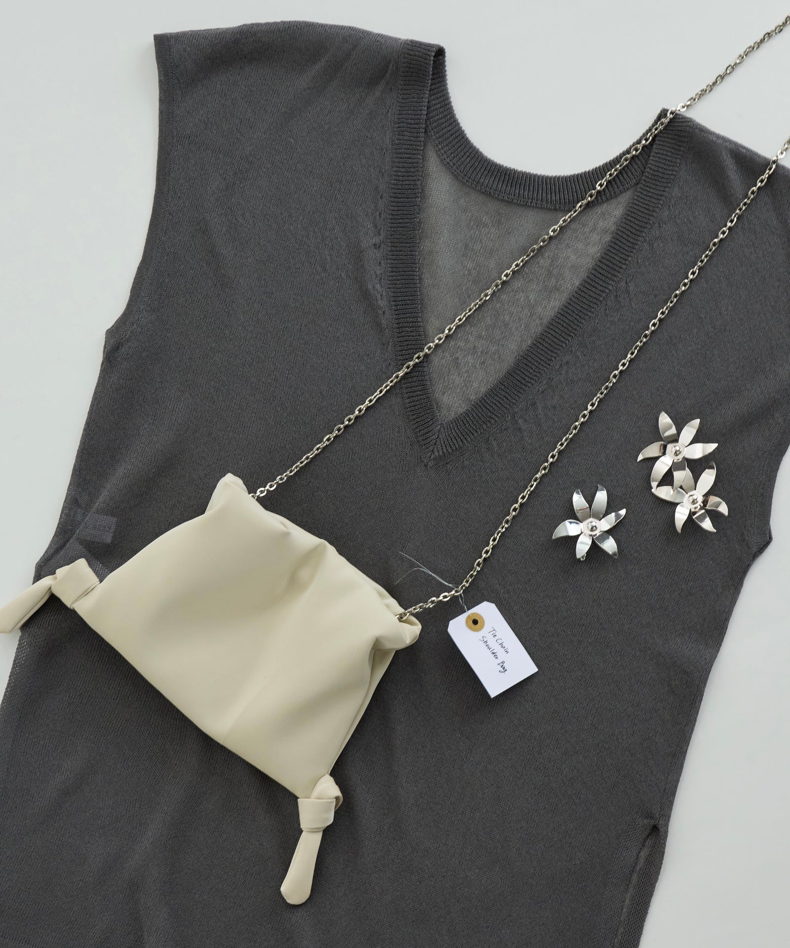 loni】Tie Chain Shoulder Bag – LA BELLE ETUDE online store