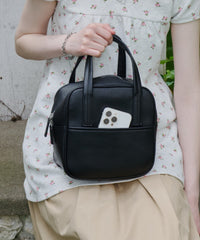 【GIUNON】smooth square pocket bag / スムーススクエアポケットバッグ