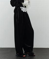 【予約開始待ち】ツータックリラックスベロアパンツ