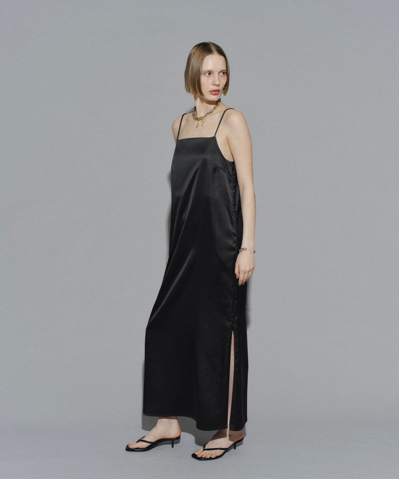 【yae】Side slit satin one-piece