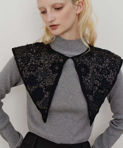 スパンコール刺繡フラワーBIGフレア衿