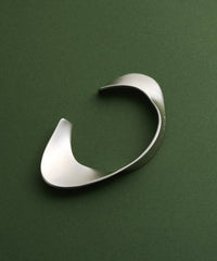 【予約】【loni】Letterring Leaf Plate Bangle