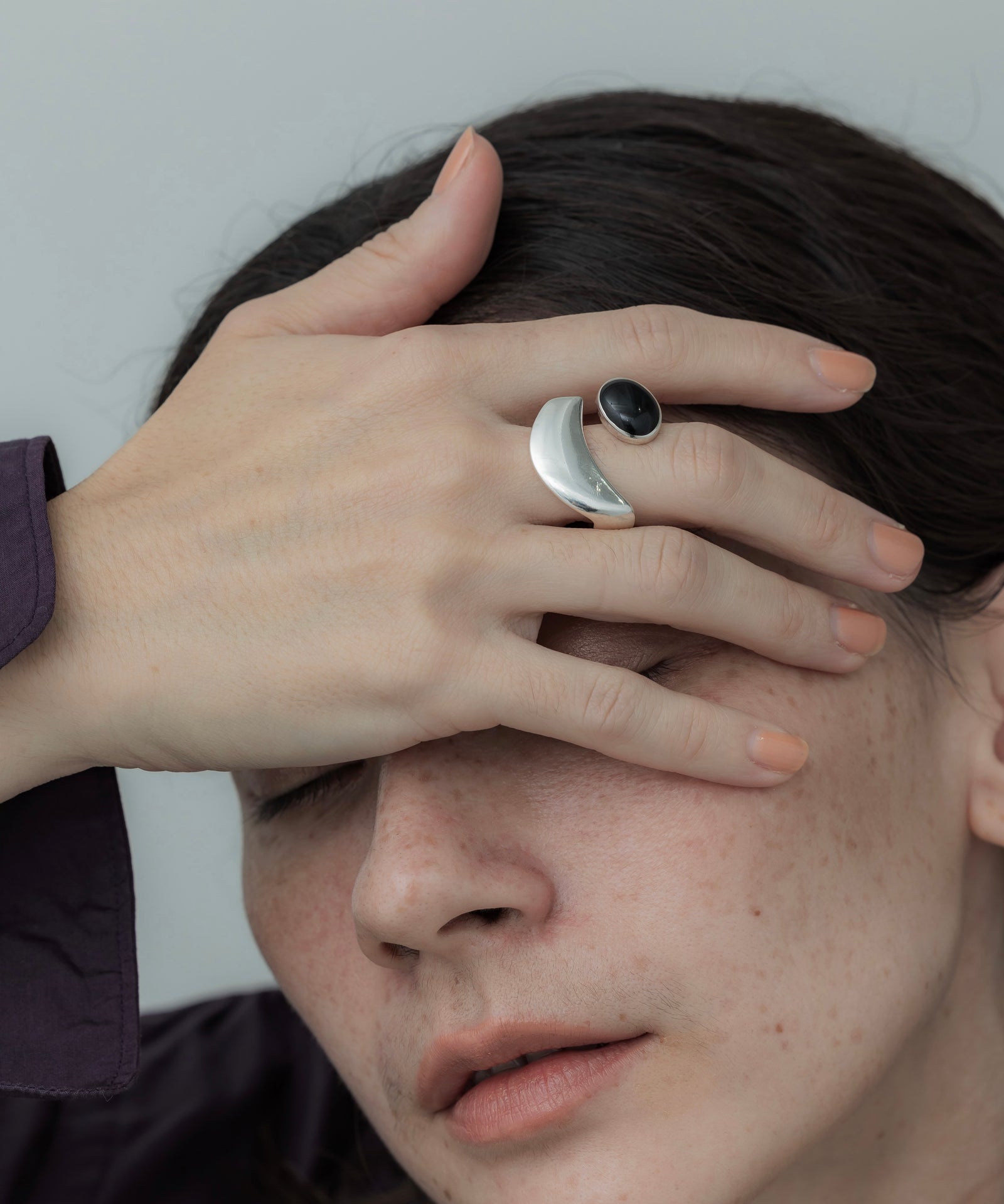 loni】Epiphyllum Color Ring/ストーンモチーフ付きボリュームリング