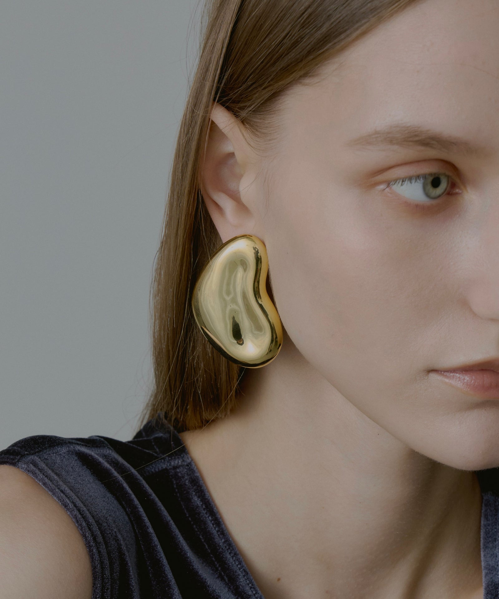 送料関税込【AMY O】Leaf Ear Climber ピアス (3色) 国内発送 ♪ 送料関税込【AMY O】Leaf Ear Climber ピアス (3色) 国内発送