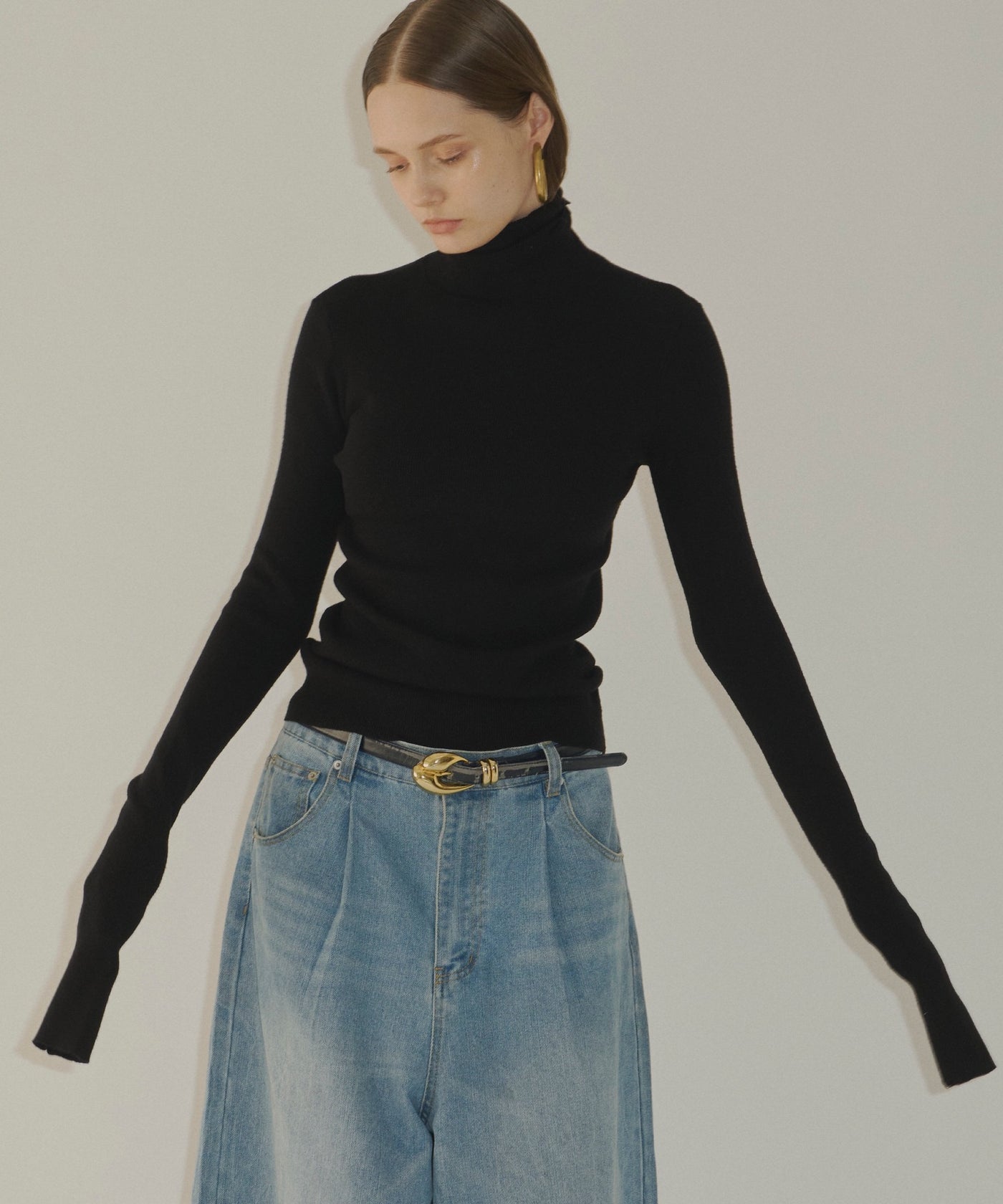 yae】Super long sleeve rib knit / スーパーロングスリーブ