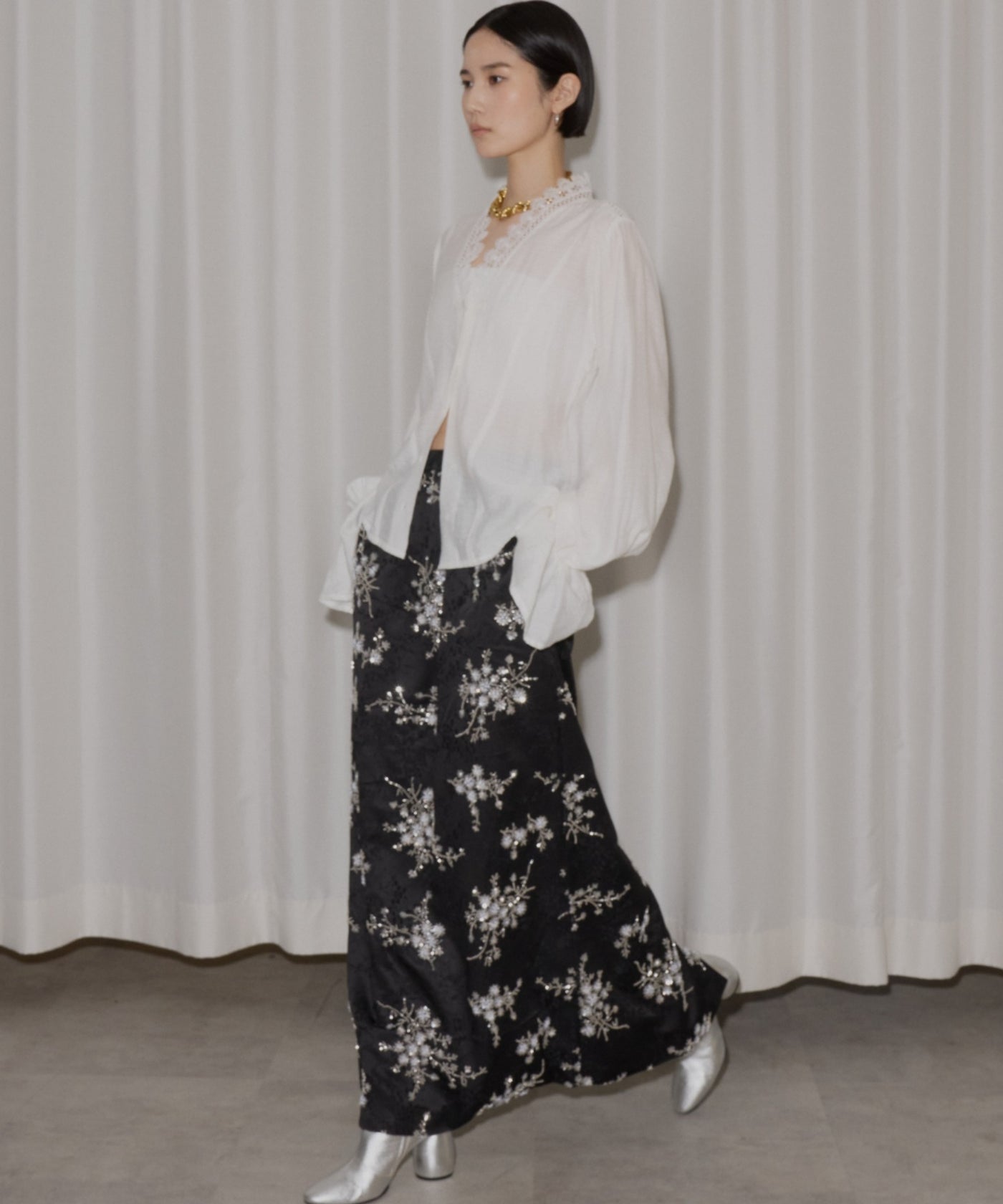 スカート yae Flower embroidery skirt yae】 Flower embroidery skirt / フラワーエンブロイダリースカート