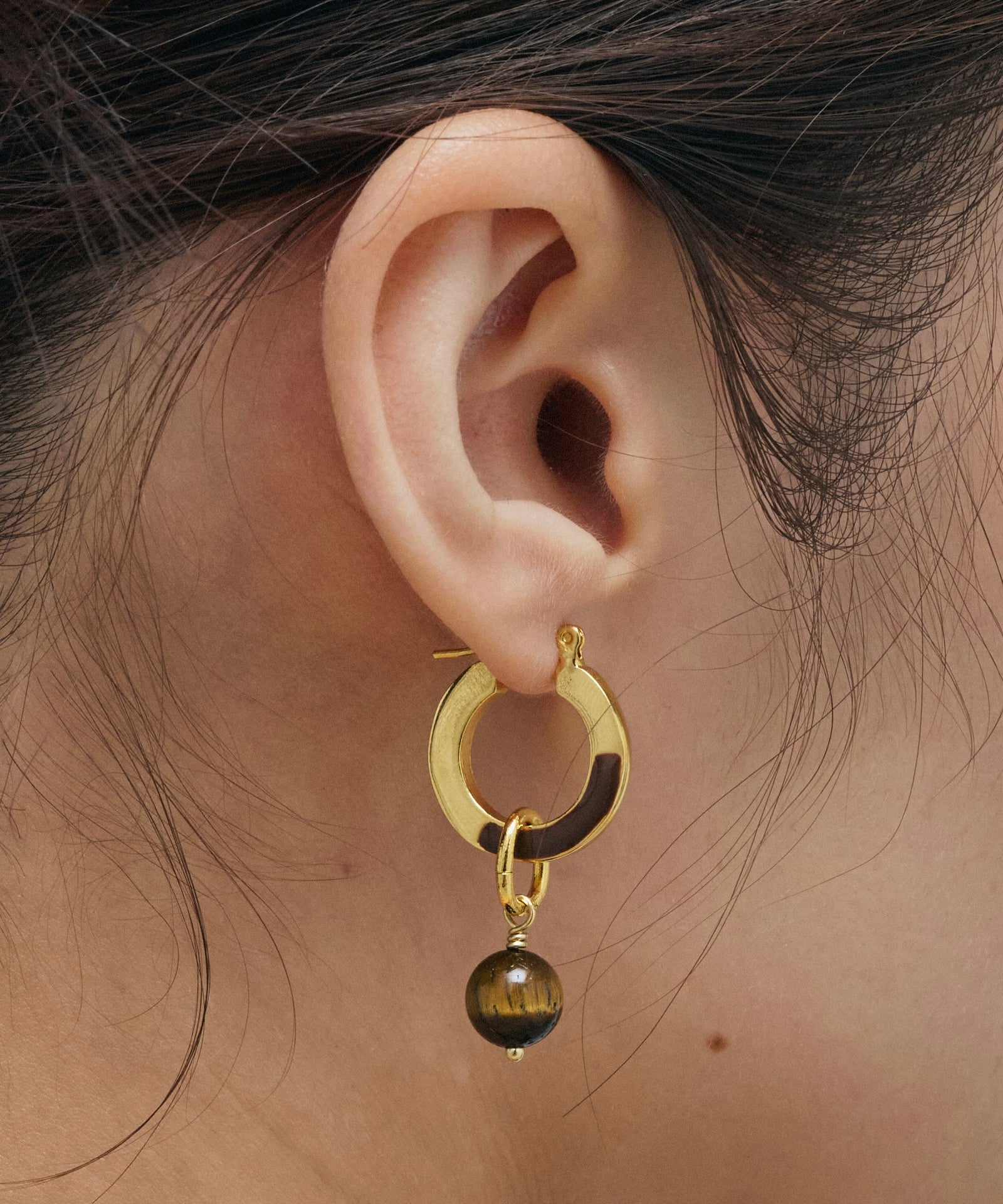 loni】Color Peak Stone Pierce – LA BELLE ETUDE online store