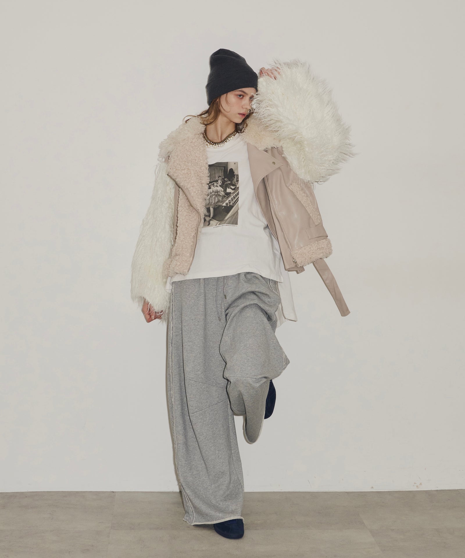 LA BELLE ETUDE 異素材ボリュームファーライダースジャケット 異素材ボリュームファーライダースジャケット – LA BELLE ETUDE