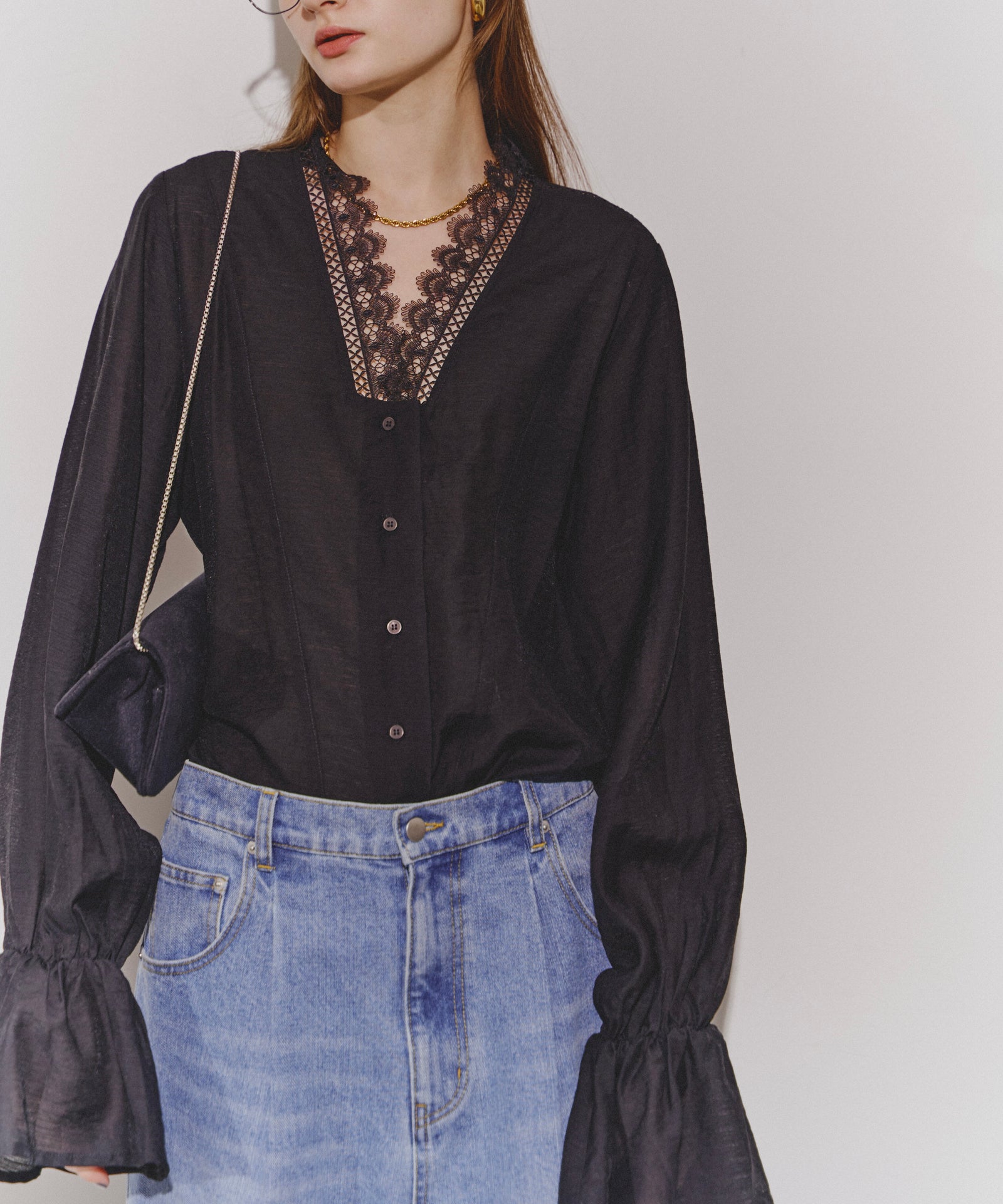 yae Lace blouse / レースブラウス 白 yae】Lace blouse / レースブラウス – LA BELLE ETUDE online store