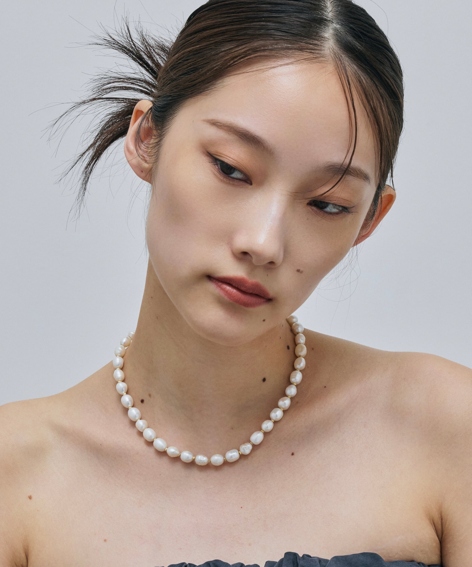 loni】Metal Mix Pearl Necklace – LA BELLE ETUDE online store