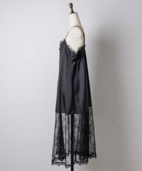 【予約】ボタンディテールサテンレースキャミチュニック