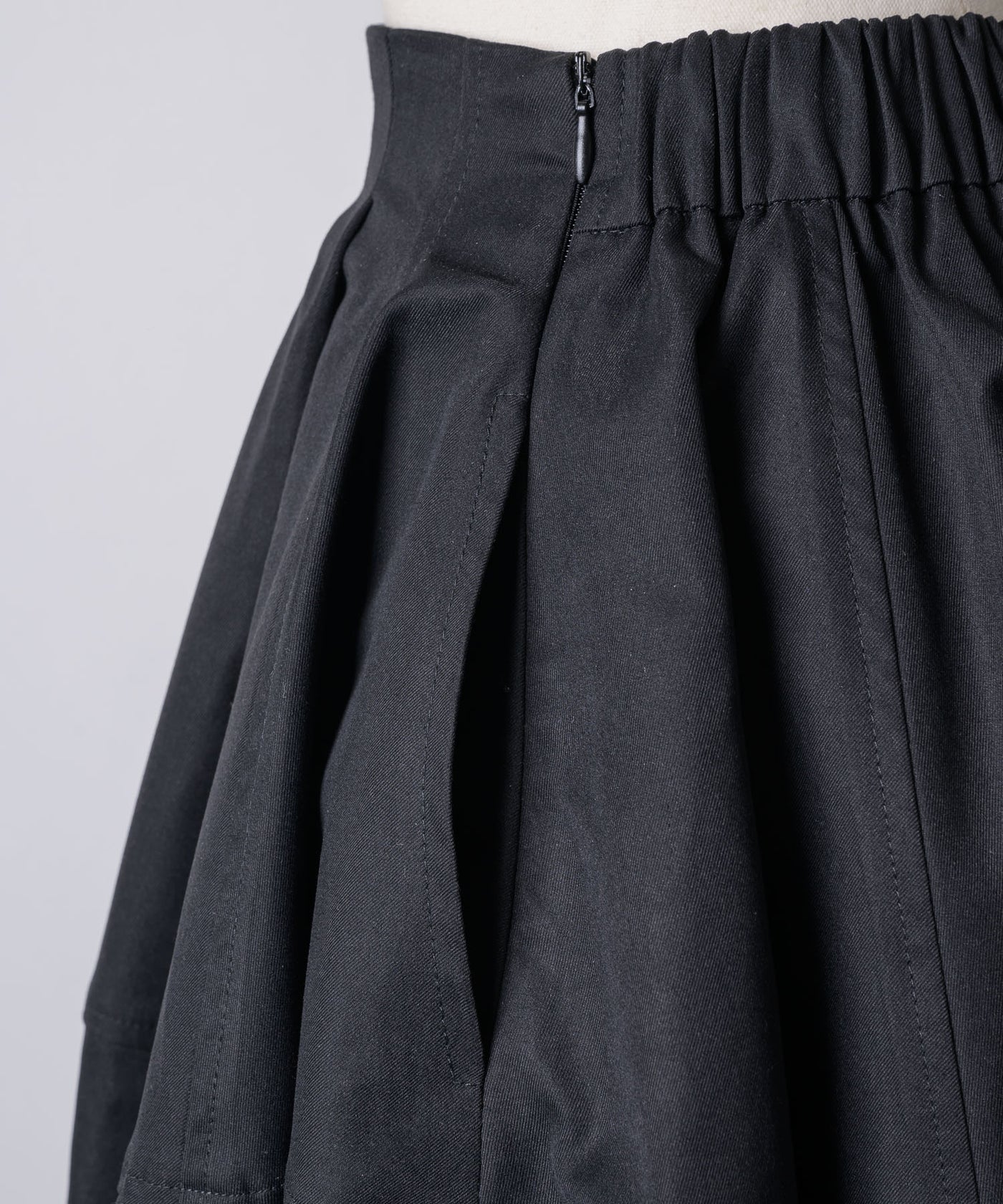 タックコクーンスカート – LA BELLE ETUDE online store